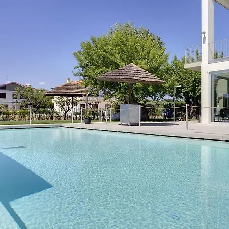 Il Portico 4* Фано