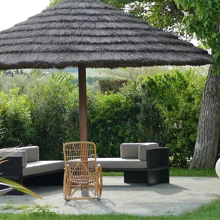 בית הארחה Il Portico 4*