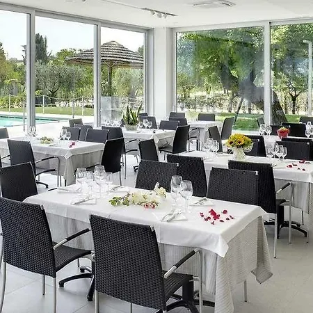 בית הארחה Il Portico 4*