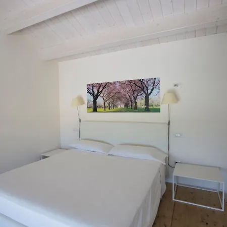 Il Portico בית הארחה 4*